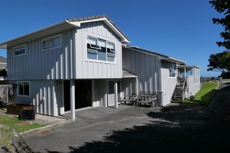 Photo of property in 89a Marine Parade, Paraparaumu Beach, Paraparaumu, 5032