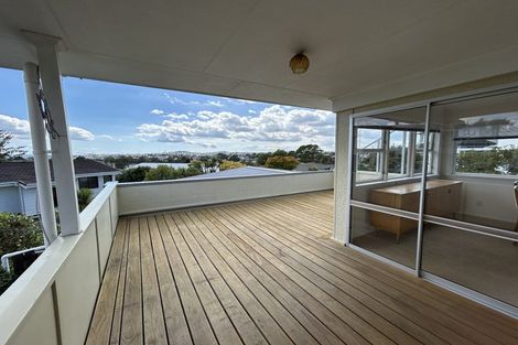Photo of property in 21 Gilliam Street, New Lynn, Auckland, 0600