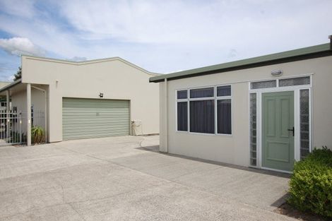 Photo of property in 104 Hetherington Road, Whangamata, 3620