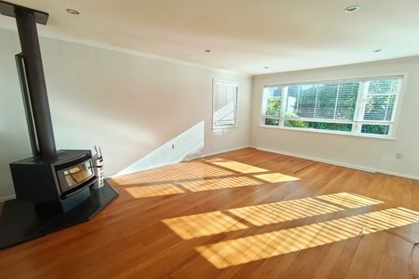 Photo of property in 15 Collier Avenue, Karori, Wellington, 6012