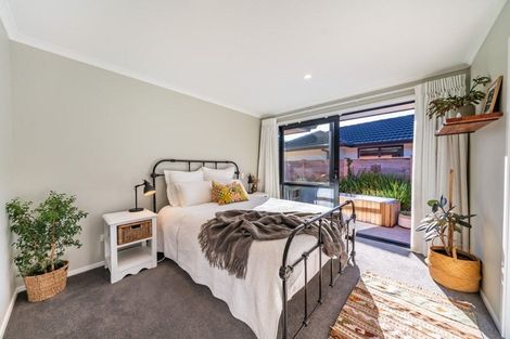Photo of property in 30 Martingale Drive, Whitby, Porirua, 5024