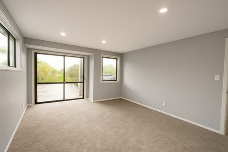 Photo of property in 17 Tui Vale Road, Shelly Park, Auckland, 2014