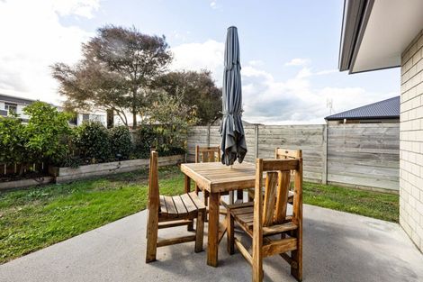 Photo of property in 51 Shrule Place, Huntington, Hamilton, 3210