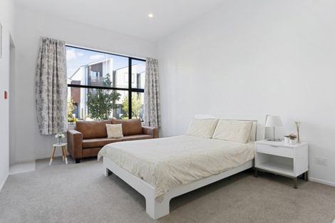 Photo of property in 80 Hobsonville Point Road, Hobsonville, Auckland, 0616