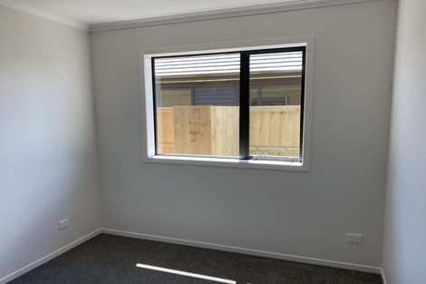 Photo of property in 27u2 Norman Street, Nawton, Hamilton, 3200