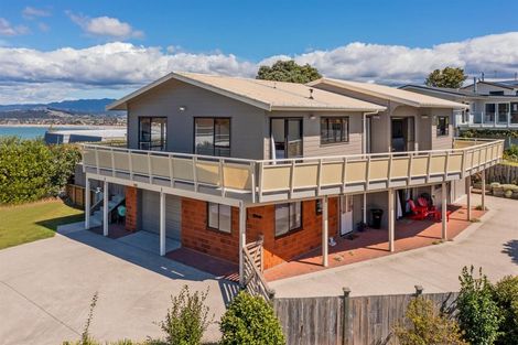 Photo of property in 1 Harbour Lights Terrace, Whitianga, 3592