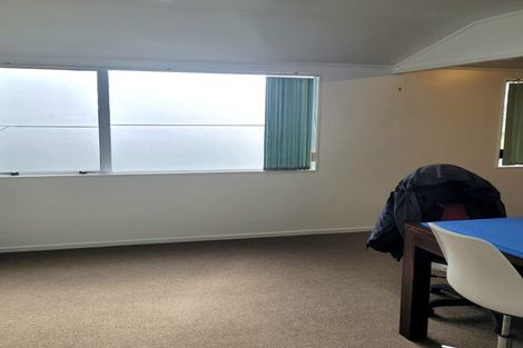 Photo of property in 70 Granville Drive, Massey, Auckland, 0614