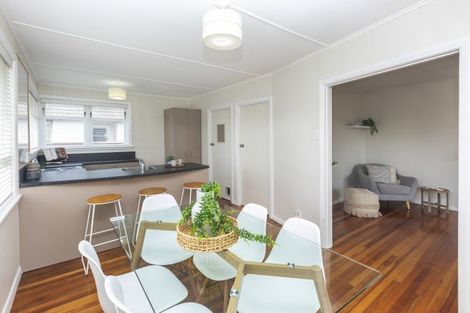 Photo of property in 142 Grahams Road, Burnside, Christchurch, 8053