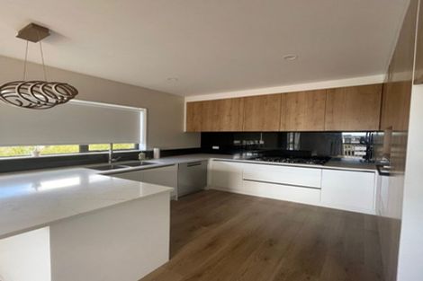 Photo of property in 24 Baumea Rise, Massey, Auckland, 0614
