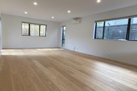Photo of property in 24c Eban Avenue, Hillcrest, Auckland, 0627