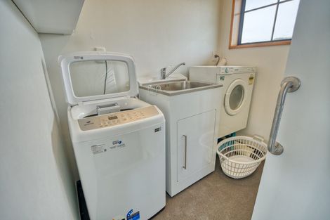 Photo of property in 18 Parfitt Place, Greymouth, 7805