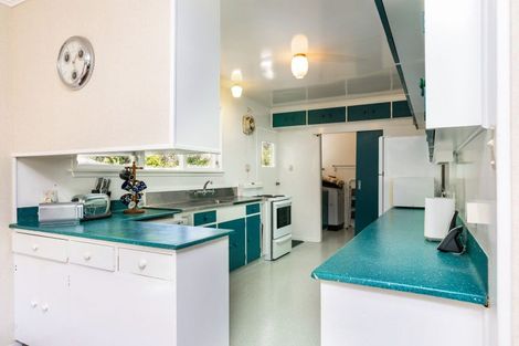 Photo of property in 29 Seaview Crescent, Picton, 7220