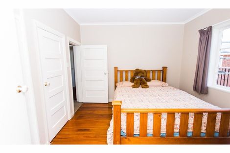 Photo of property in 338 Riverlaw Terrace, Saint Martins, Christchurch, 8022