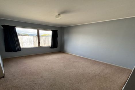 Photo of property in 35a Olive Terrace, Paraparaumu Beach, Paraparaumu, 5032