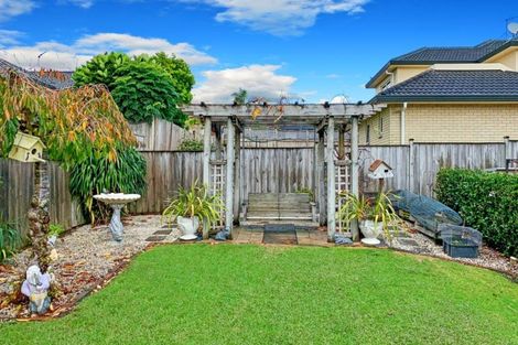 Photo of property in 20 Manara Place, The Gardens, Auckland, 2105