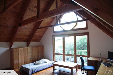 Photo of property in 122 Lone Kauri Road, Karekare, New Lynn, 0772