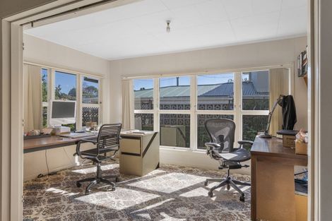 Photo of property in 29 Plympton Street, Brooklands, New Plymouth, 4310