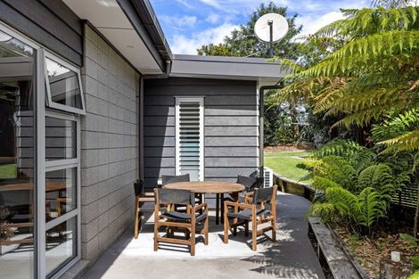 Photo of property in 5 Pebble Brook Road, Waitoki, Silverdale, 0994