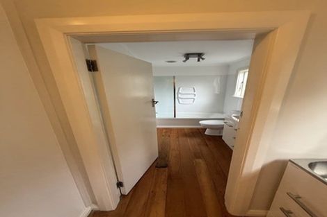 Photo of property in 28 Bay Street, Petone, Lower Hutt, 5012