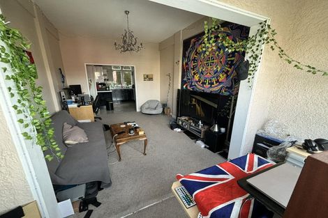 Photo of property in 1/21a Talavera Terrace, Kelburn, Wellington, 6012