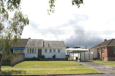 Photo of property in 2 Mayville Avenue, New Lynn, Auckland, 0600