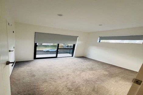 Photo of property in 1/40 Mark Edward Drive, Half Moon Bay, Auckland, 2012