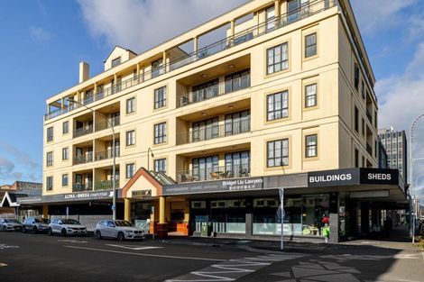 Photo of property in 3/6p Queen Street, Palmerston North, 4410
