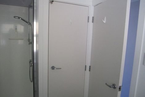 Photo of property in 2/10 Thurleigh Grove, Karori, Wellington, 6012