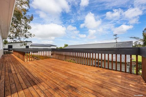 Photo of property in 2/27 Hillcrest Road, Papatoetoe, Auckland, 2025