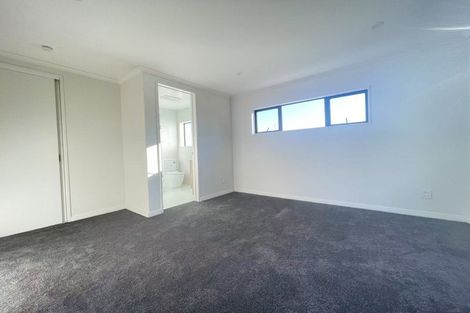 Photo of property in 421a Bucklands Beach Road, Bucklands Beach, Auckland, 2012