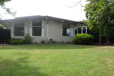 Photo of property in 4 Kereru Street, Two Mile Bay, Taupo, 3330