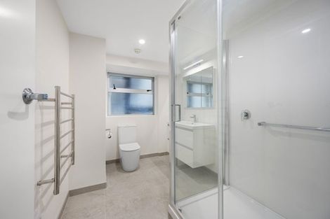 Photo of property in Jerningham Apartments, 20 Oriental Terrace, Oriental Bay, Wellington, 6011