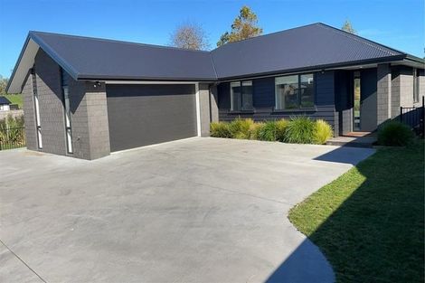 Photo of property in 1 Pahautea Lane, Kihikihi, Te Awamutu, 3800