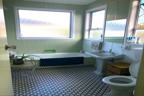 Photo of property in 48 Overtoun Terrace, Hataitai, Wellington, 6021