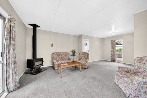 Photo of property in 5a Tasman Crescent, Carterton, 5713