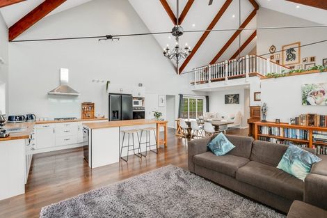 Photo of property in 346 Inland Road, Helensville, 0875