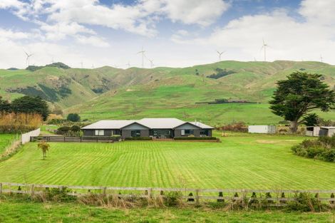 Photo of property in 52 Centre Road, Aokautere, Palmerston North, 4471