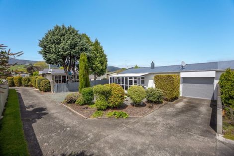 Photo of property in 1/22 Kipling Crescent, Stoke, Nelson, 7011