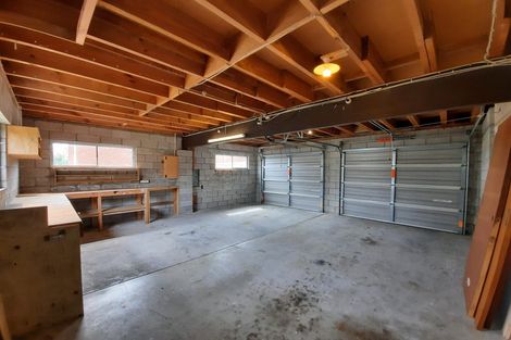 Photo of property in 7 Leewood Place, Pakuranga Heights, Auckland, 2010