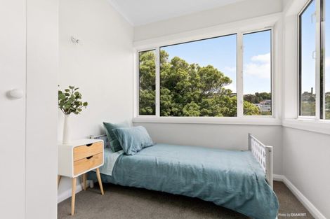 Photo of property in 199 Newlands Road, Newlands, Wellington, 6037