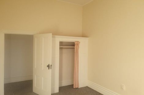 Photo of property in 37 Ludlam Crescent, Woburn, Lower Hutt, 5010