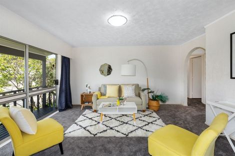 Photo of property in 5 Halyard Place, Whitby, Porirua, 5024