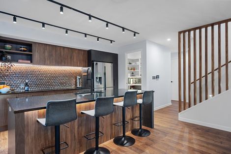 Photo of property in 2a Roland Road, Greenhithe, Auckland, 0632