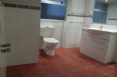 Photo of property in Jerningham Apartments, 20 Oriental Terrace, Oriental Bay, Wellington, 6011