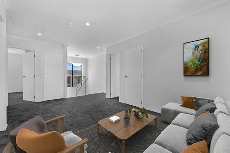 Photo of property in 12 Mcleod Road, Weymouth, Auckland, 2103