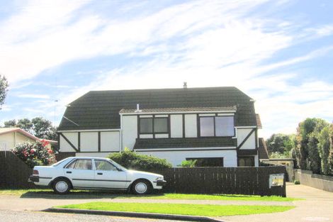 Photo of property in 2/69 Orkney Road, Mount Maunganui, 3116