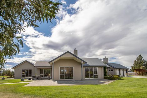 Photo of property in 60 Gilligans Gully Road, Alexandra, 9320