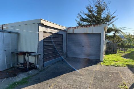 Photo of property in 5 Russell Street, Westport, 7825