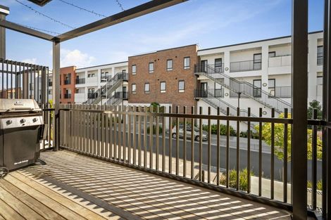 Photo of property in 76 Mapou Road, Hobsonville, Auckland, 0616