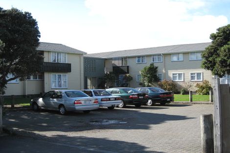 Photo of property in 9/103 Endeavour Street, Lyall Bay, Wellington, 6022